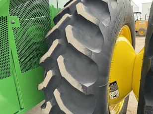 Main image John Deere S760 28