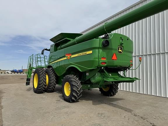 Image of John Deere S760 equipment image 2