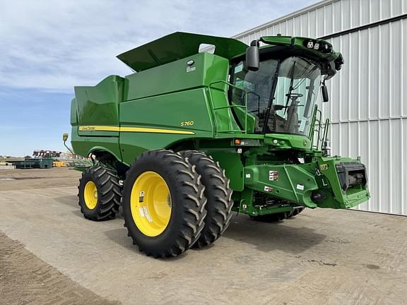 Image of John Deere S760 equipment image 4