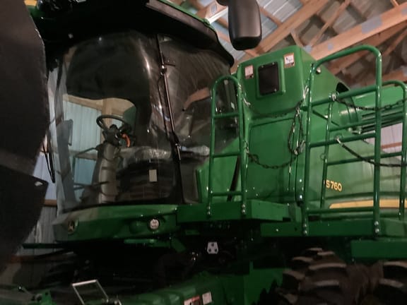 2023 John Deere S760 Equipment Image0