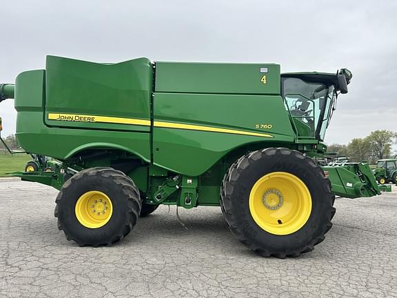 Image of John Deere S760 equipment image 4