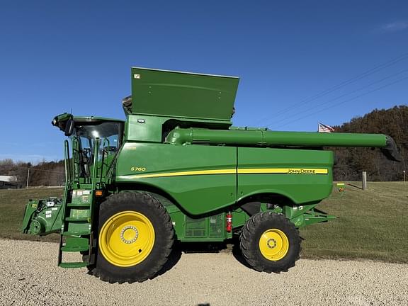 Image of John Deere S760 equipment image 1