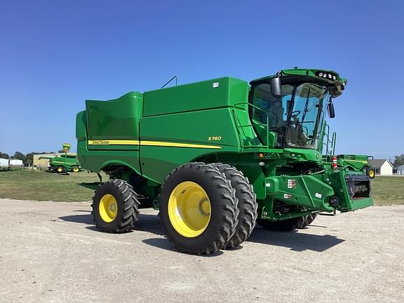 Image of John Deere S760 Primary image