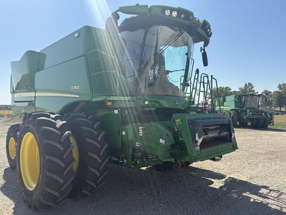 Image of John Deere S760 equipment image 2