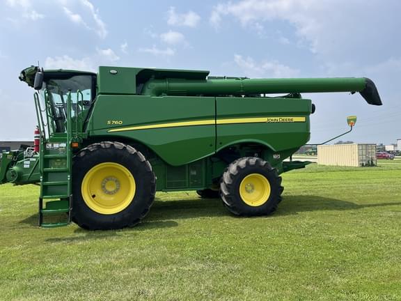 Image of John Deere S760 equipment image 2