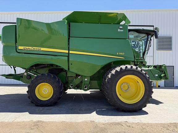 Image of John Deere S760 Primary image
