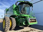 Thumbnail image John Deere S760 1