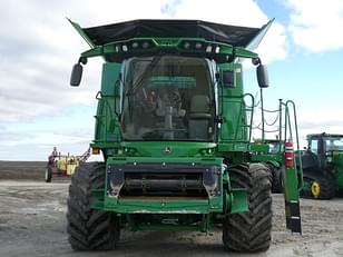 Main image John Deere S760 3