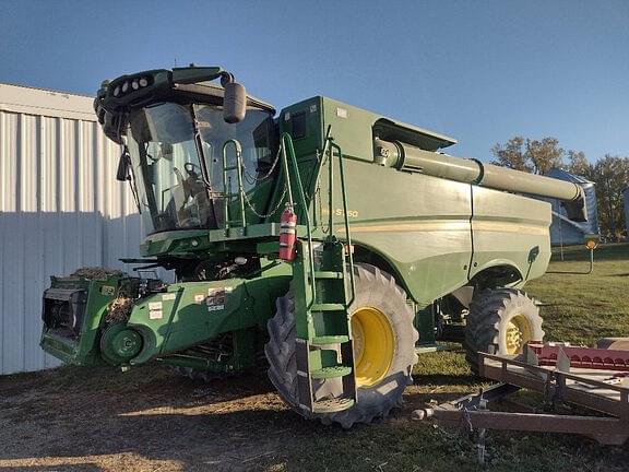 Image of John Deere S760 equipment image 1