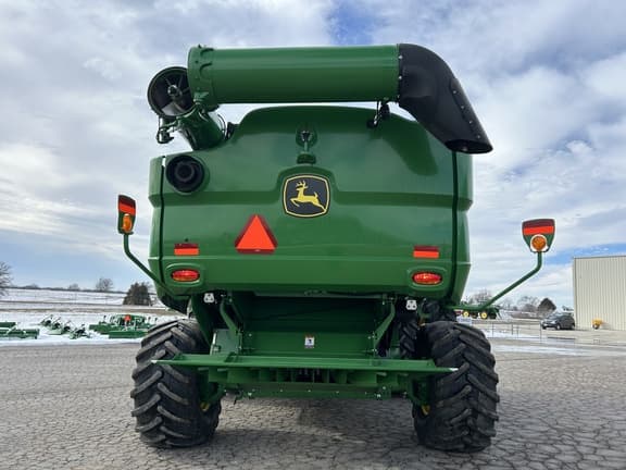 Image of John Deere S760 equipment image 3