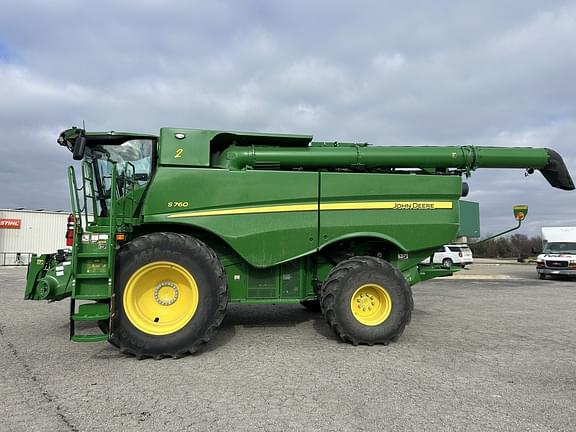 Image of John Deere S760 equipment image 1