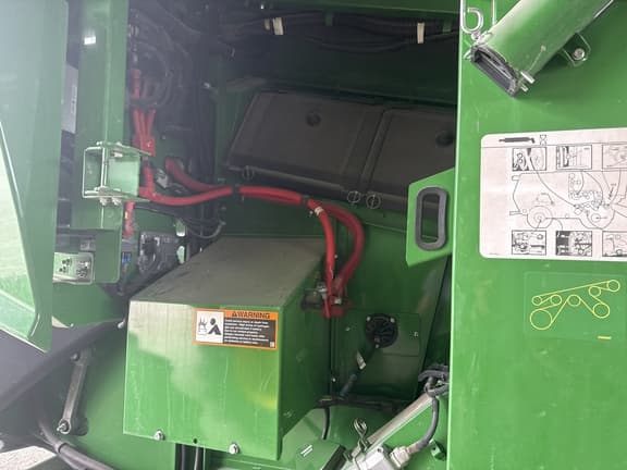 Image of John Deere S760 equipment image 2