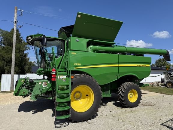 2023 John Deere S760 Equipment Image0