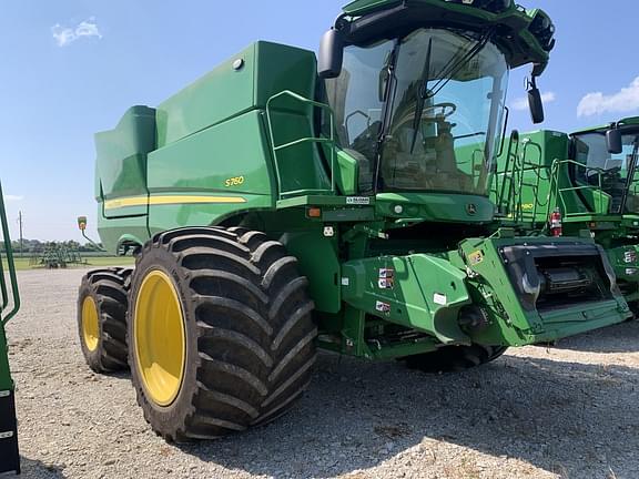 Image of John Deere S760 equipment image 1
