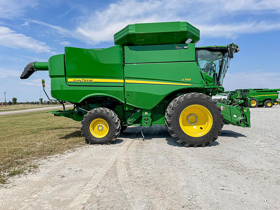 Image of John Deere S760 equipment image 3