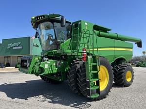 2023 John Deere S760 Image