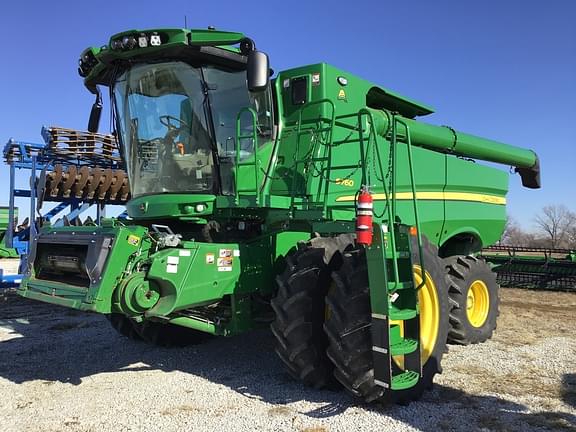 Image of John Deere S760 Primary image