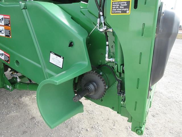 Image of John Deere S760 equipment image 4