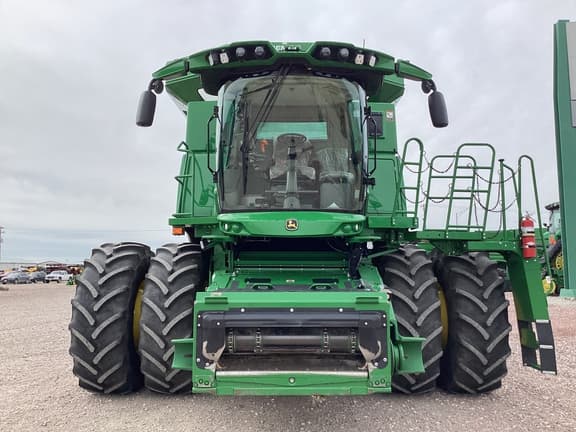 Image of John Deere S760 equipment image 1