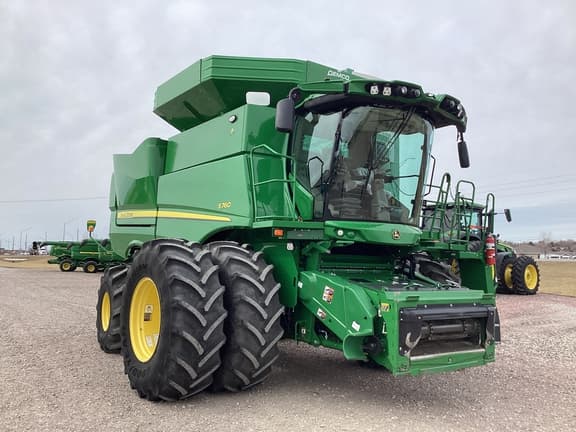 Image of John Deere S760 equipment image 2