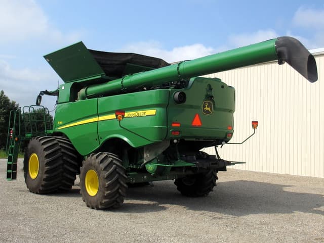 Image of John Deere S760 equipment image 3