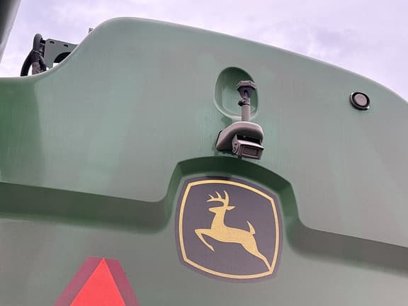 Image of John Deere S760 equipment image 4