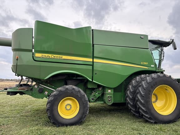 Image of John Deere S760 equipment image 1