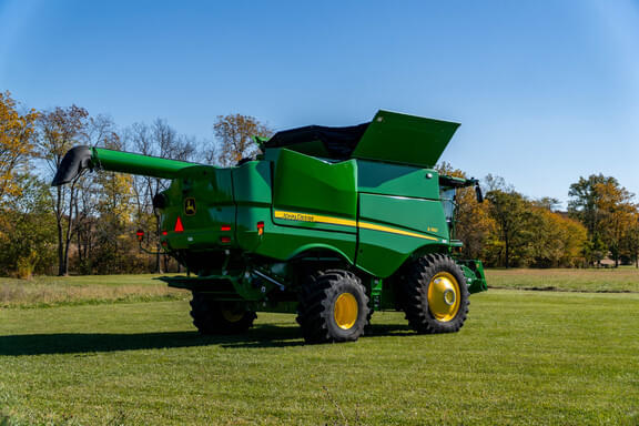Image of John Deere S760 equipment image 4