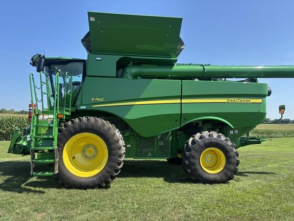 Image of John Deere S760 Primary image