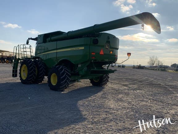 Image of John Deere S760 equipment image 2