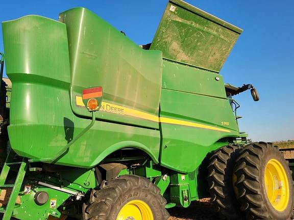 Image of John Deere S760 Primary image