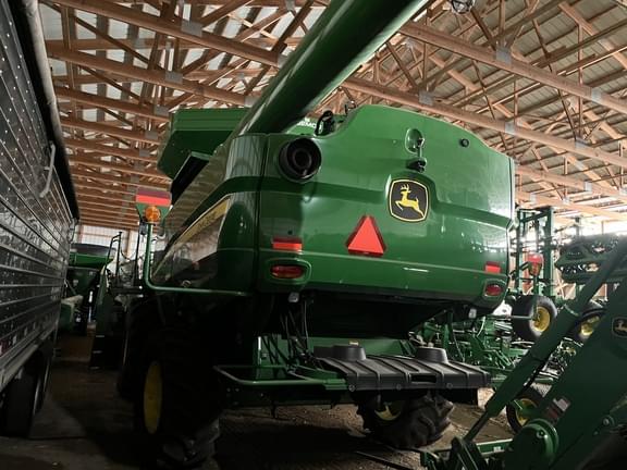 Image of John Deere S760 equipment image 3
