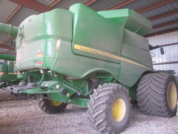 Image of John Deere S770 equipment image 1