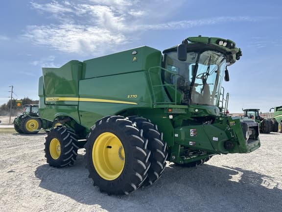 Image of John Deere S770 Primary image