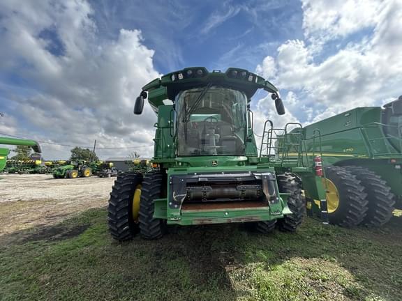 Image of John Deere S770 equipment image 2