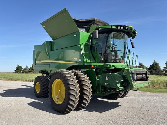 2023 John Deere S770 Equipment Image0