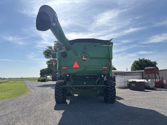 Image of John Deere S770 equipment image 3