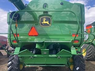 Main image John Deere S770 8