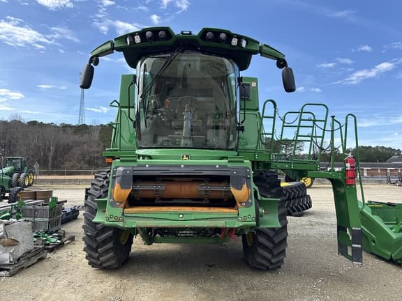 Image of John Deere S770 equipment image 4