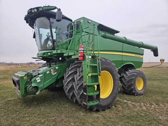Main image John Deere S770