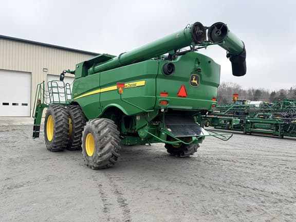 Image of John Deere S770 equipment image 3