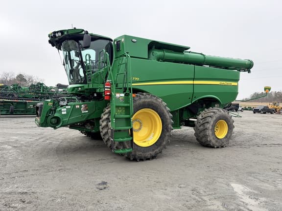 Image of John Deere S770 equipment image 4