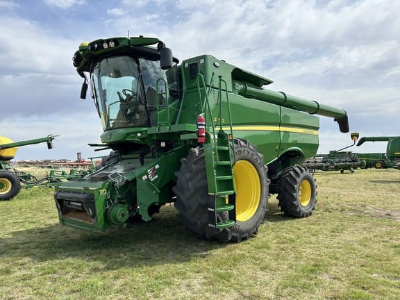 2023 John Deere S770 Equipment Image0