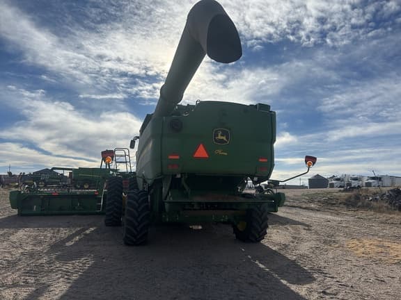 Image of John Deere S770 equipment image 1