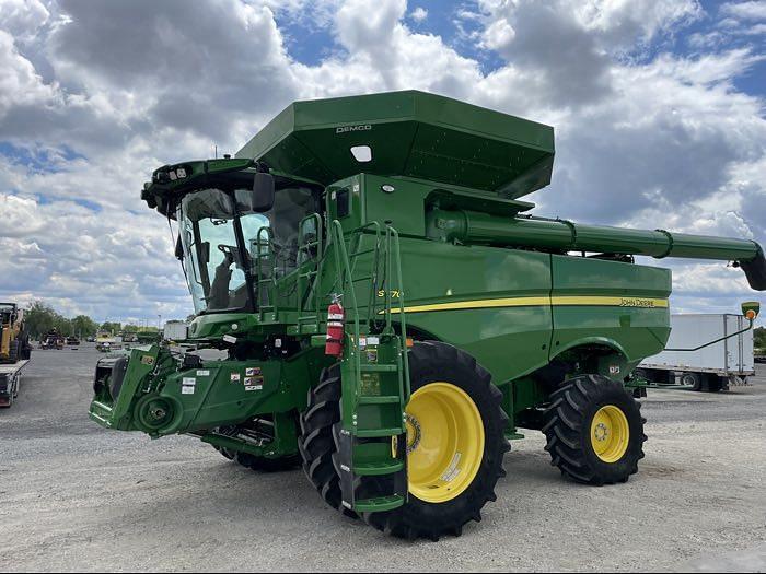 Image of John Deere S770 Primary image