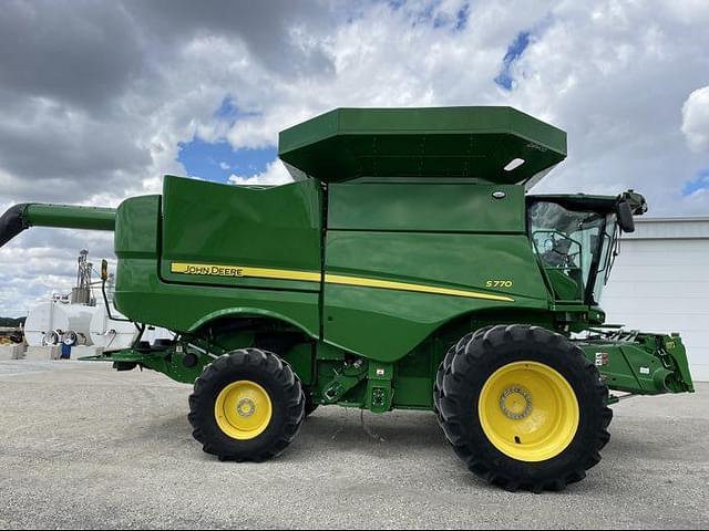 Image of John Deere S770 equipment image 3