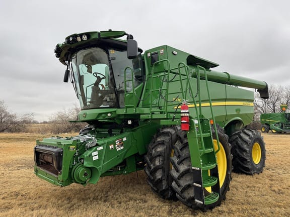 2023 John Deere S770 Equipment Image0