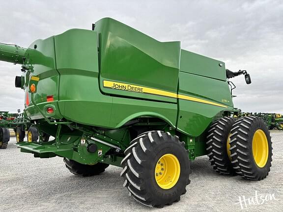 Image of John Deere S770 equipment image 2