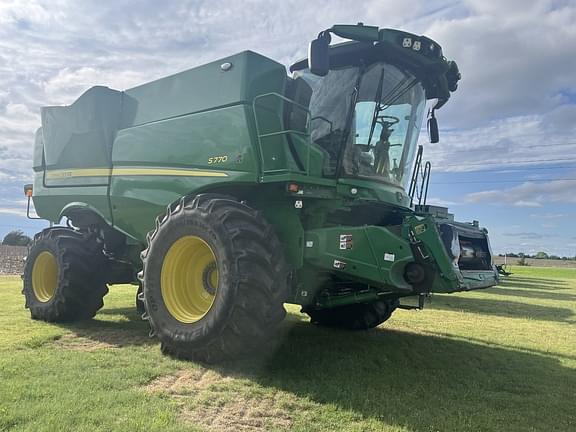 Image of John Deere S770 equipment image 2