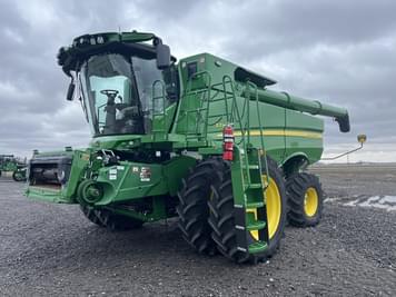 Main image John Deere S770